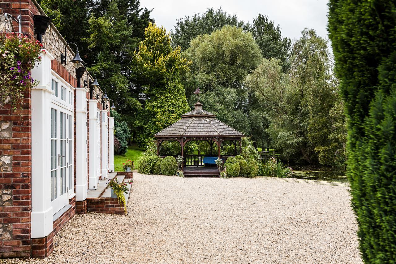 Отель Hornsbury Mill Чард Экстерьер фото
